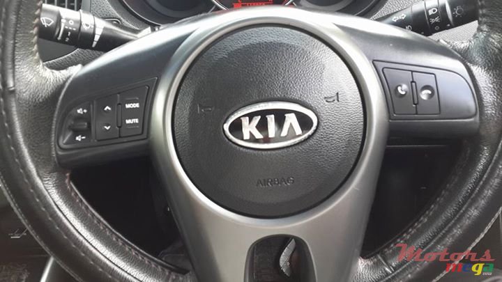 2012' Kia Cerato photo #7