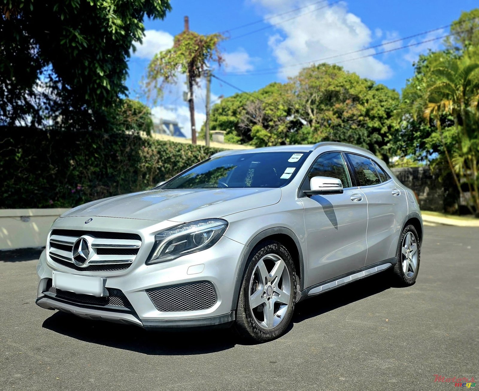 2016' Mercedes-Benz GLA 200 photo #2