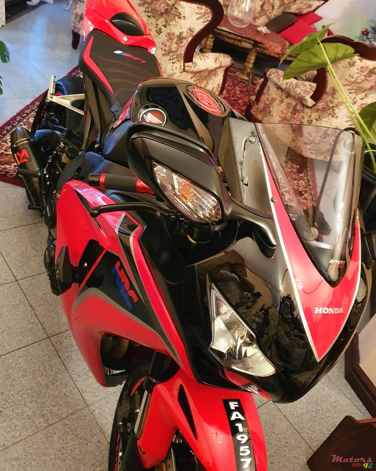 2009' Honda photo #2