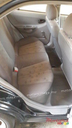 2005' Hyundai photo #2