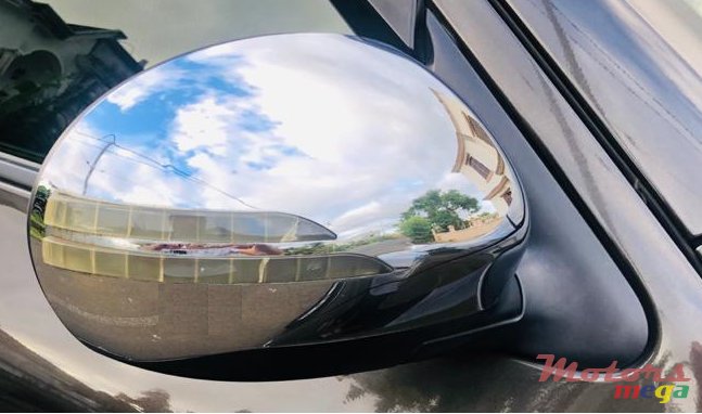 2012' Nissan Juke photo #7