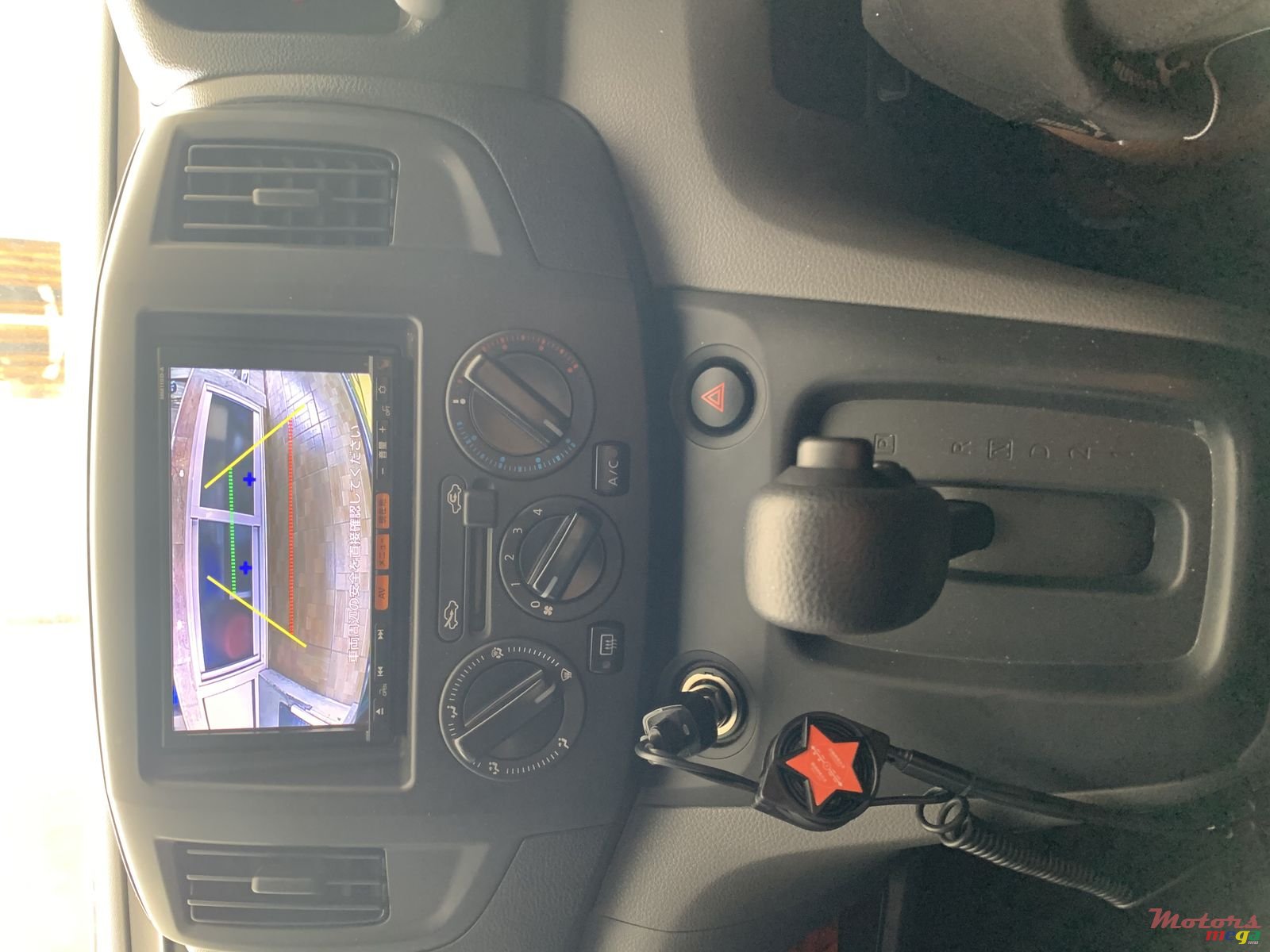 2015' Nissan NV photo #5