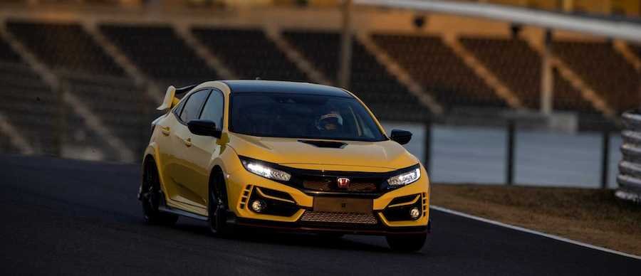 Watch 2021 Honda Civic Type R Limited Edition Hit 290 km/h