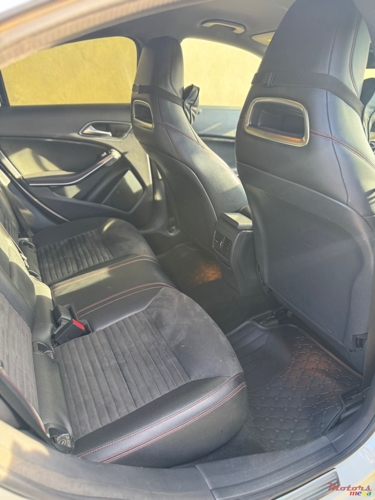 2016' Mercedes-Benz CLA 180 photo #5