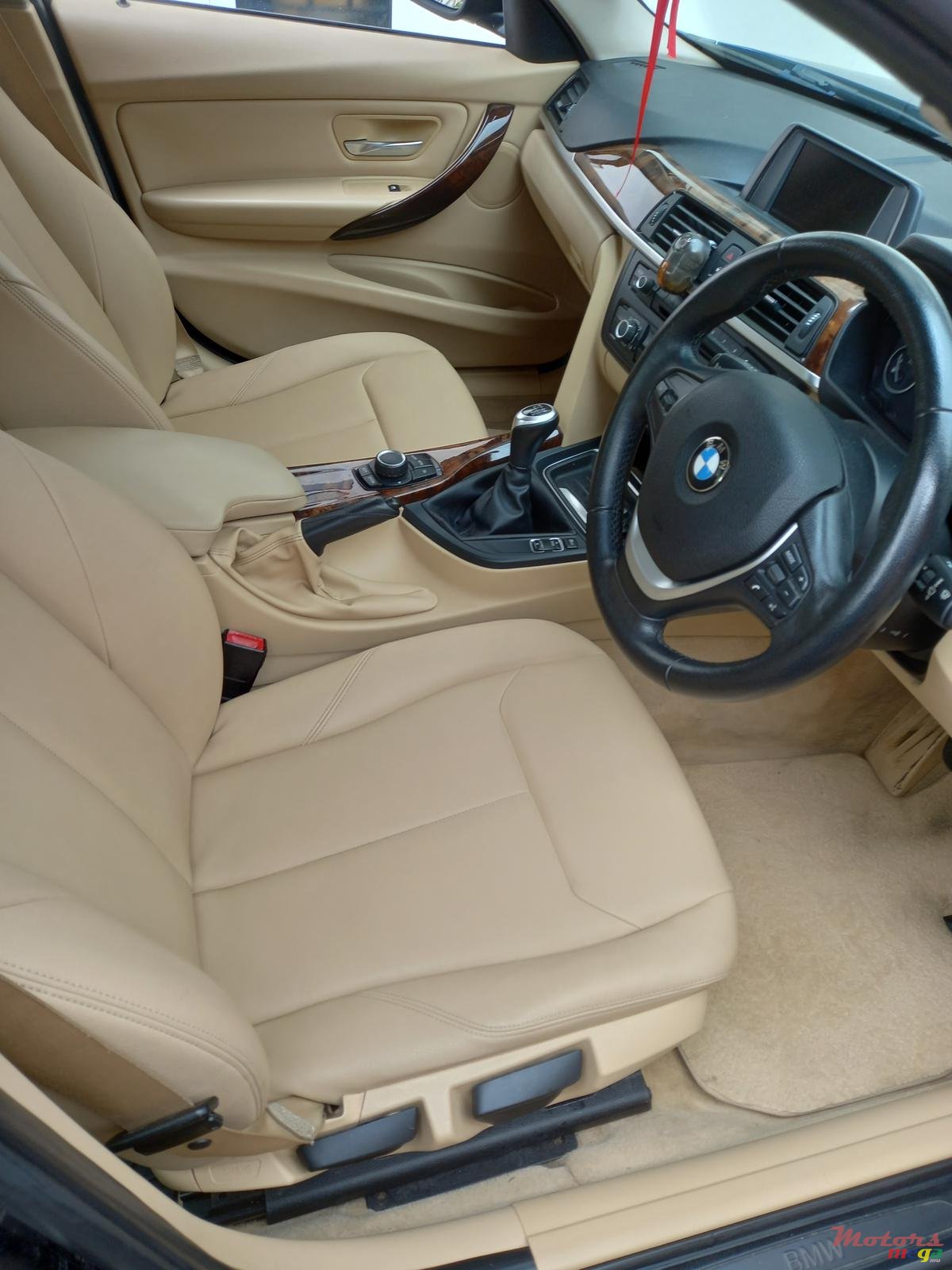 2012' BMW 3 Series F30 photo #6