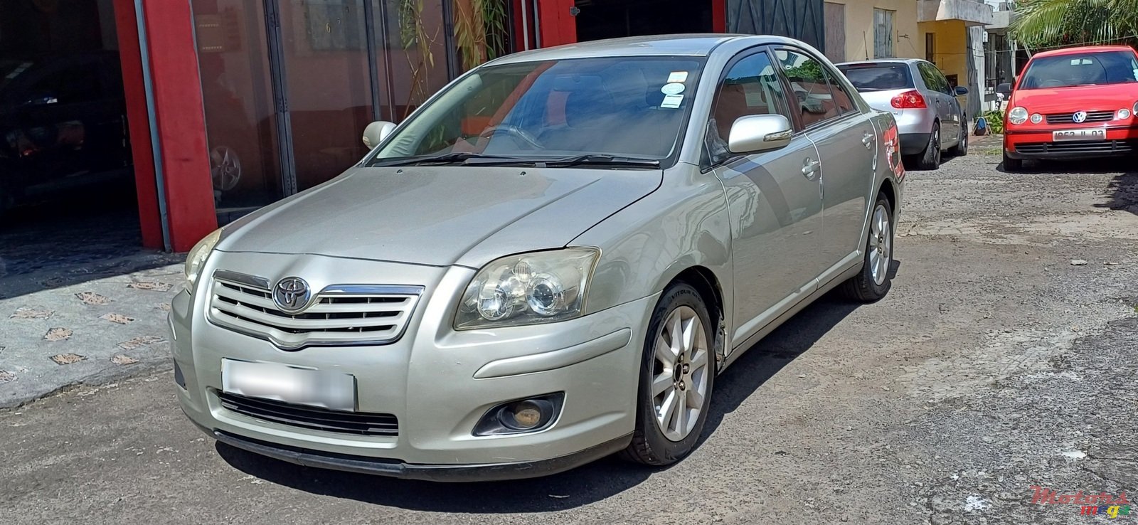 2007' Toyota Avensis photo #2