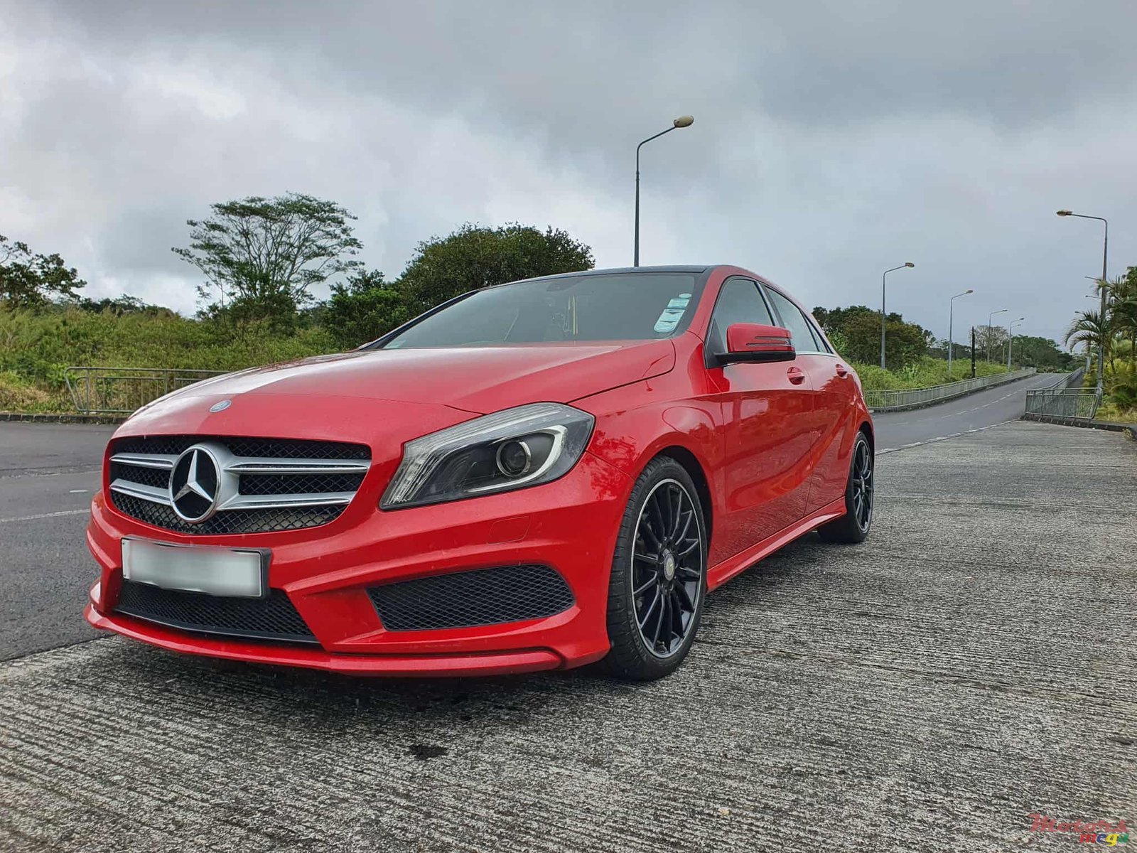 2014' Mercedes-Benz A 200 photo #1
