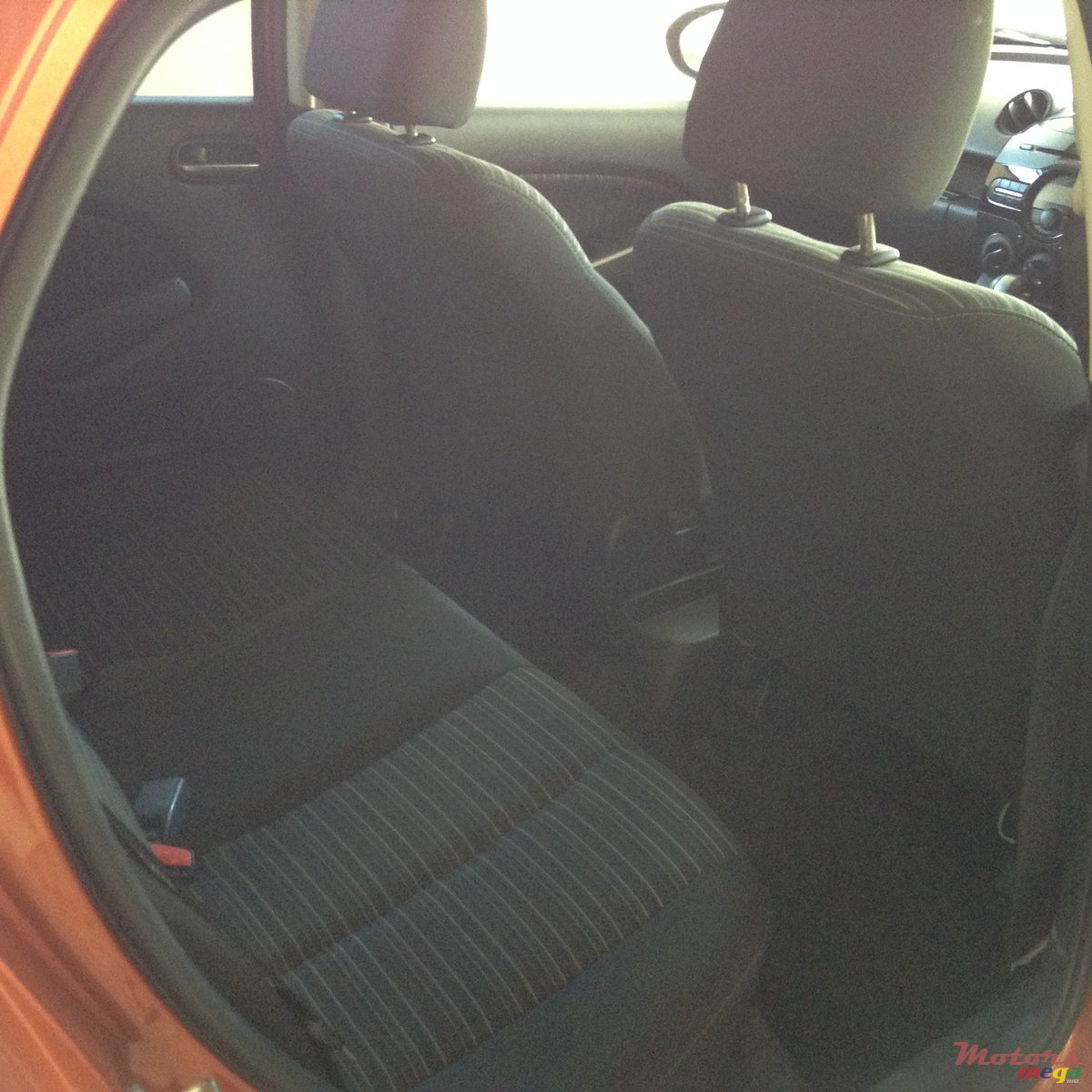 2010' Mazda Demio photo #3