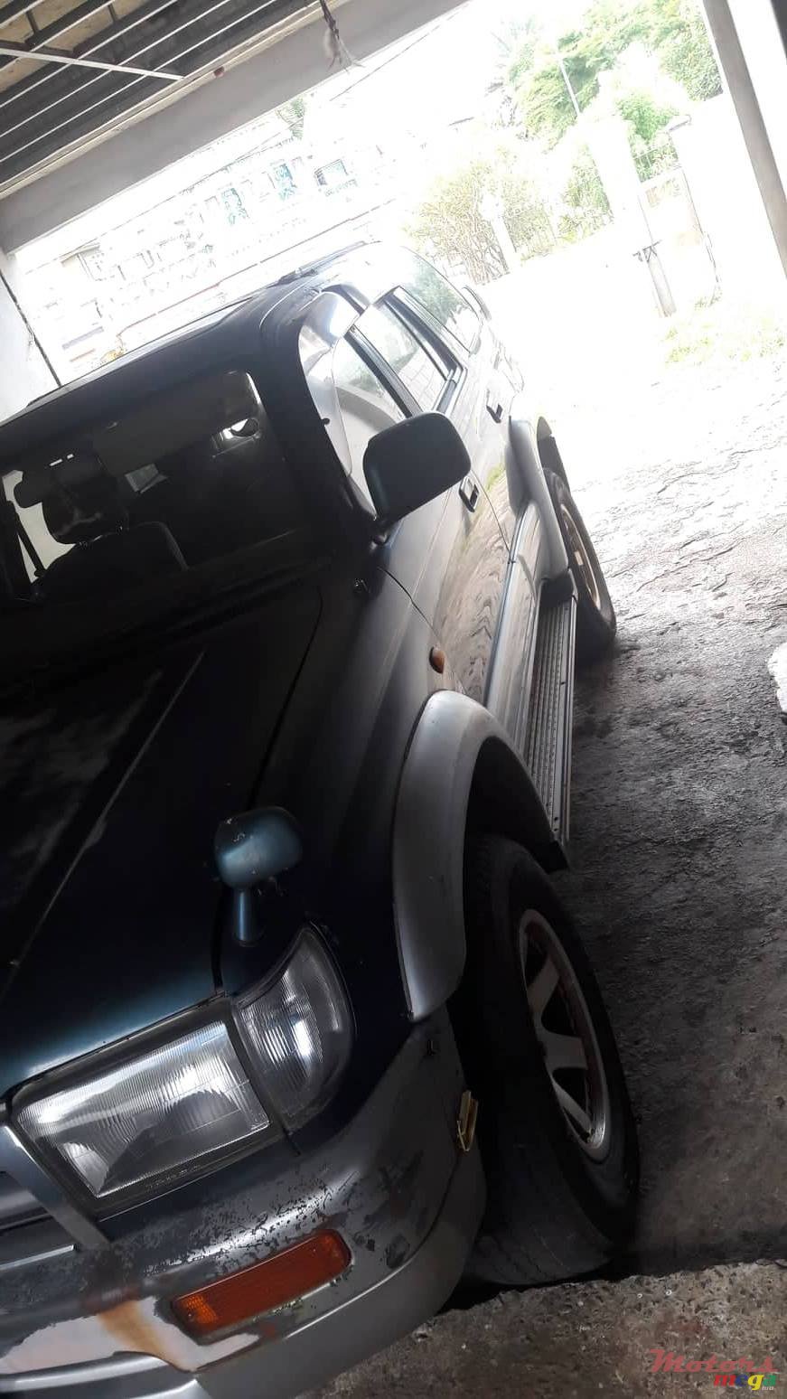 1996' Toyota 4Runner photo #1