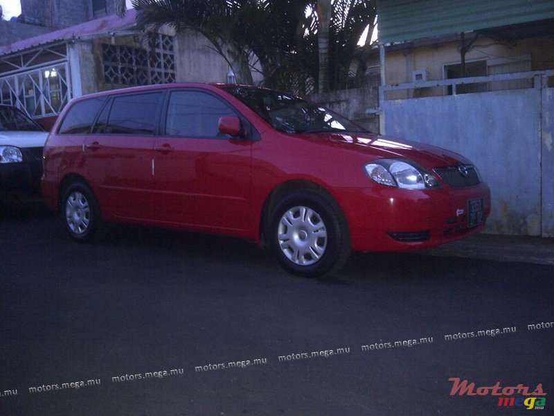 2002' Toyota Corolla photo #1