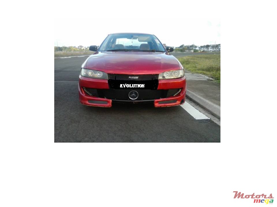 1996' Mitsubishi Lancer Evolution photo #2