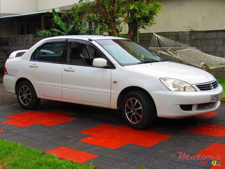 2006' Mitsubishi photo #1