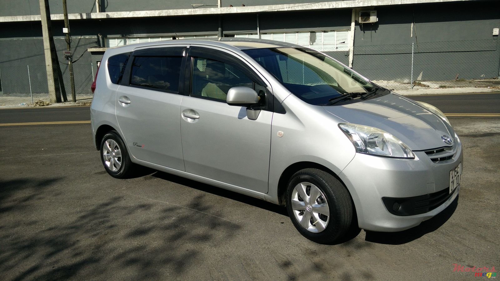 2010' Toyota photo #2