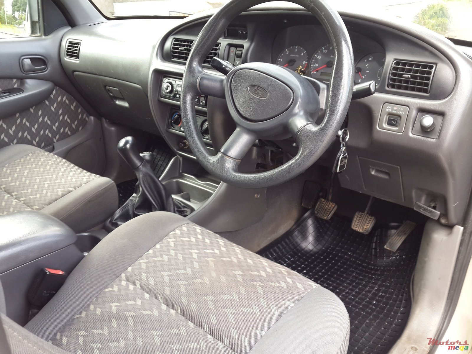 2002' Ford Ranger XLT (4x4) photo #6