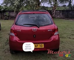 2010' Toyota Vitz photo #2