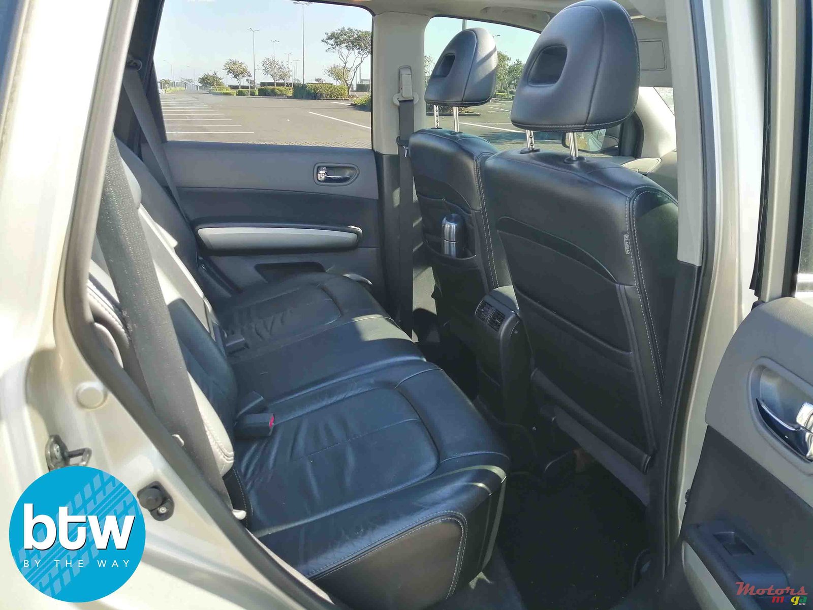 2011' Nissan X-Trail photo #4