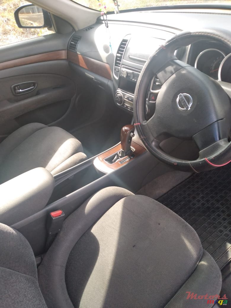 2010' Nissan Bluebird photo #3