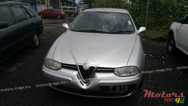 2002' Alfa Romeo photo #3