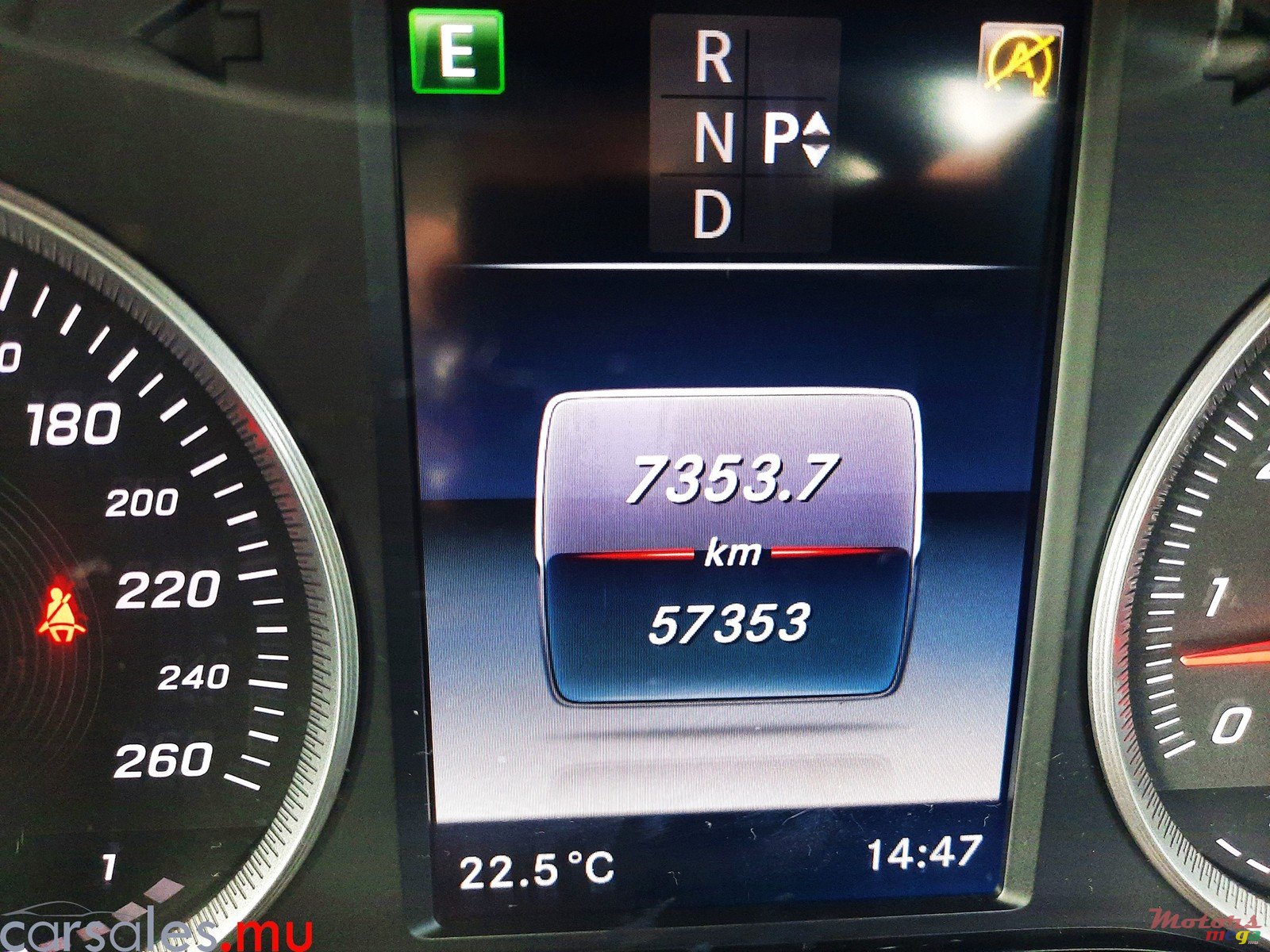 2018' Mercedes-Benz C 180 Elegance photo #7