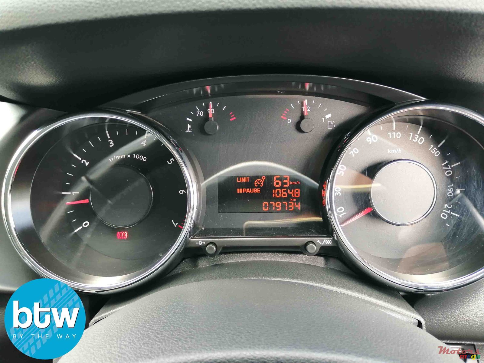 2013' Peugeot 3008 photo #7