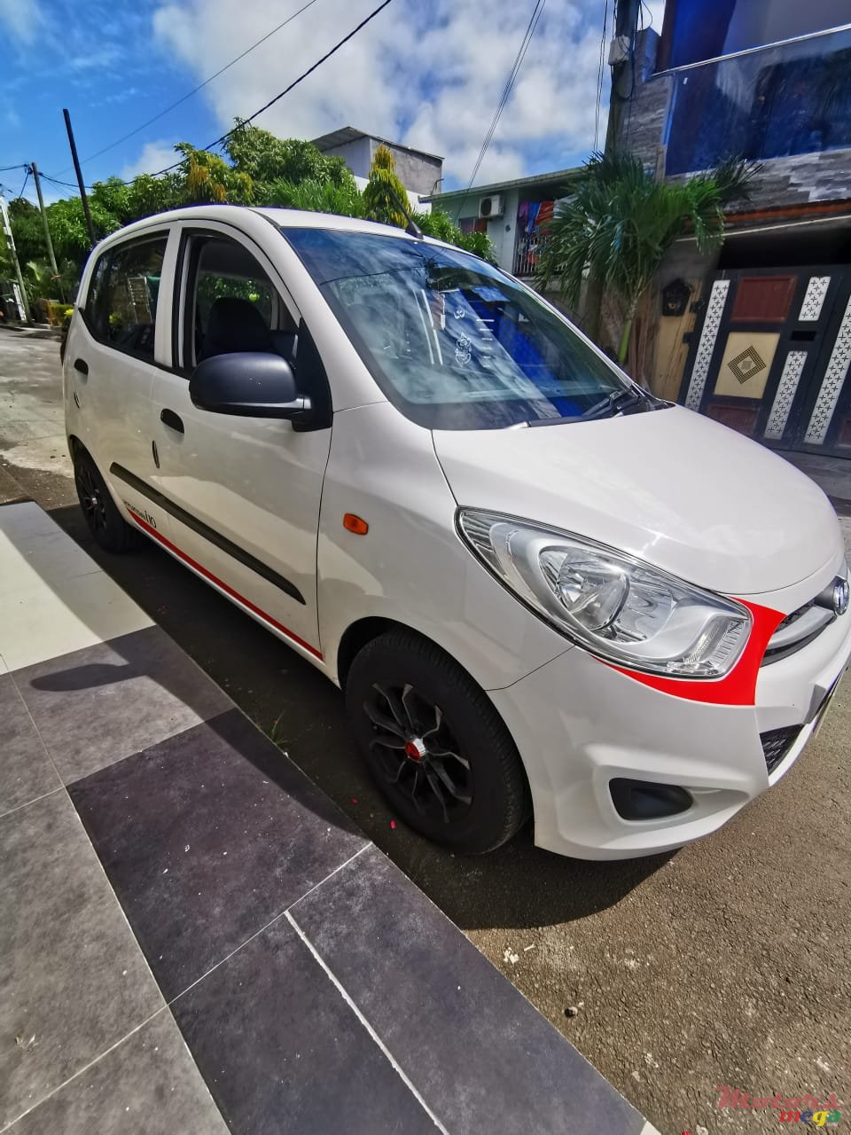 2014' Hyundai i10 photo #3