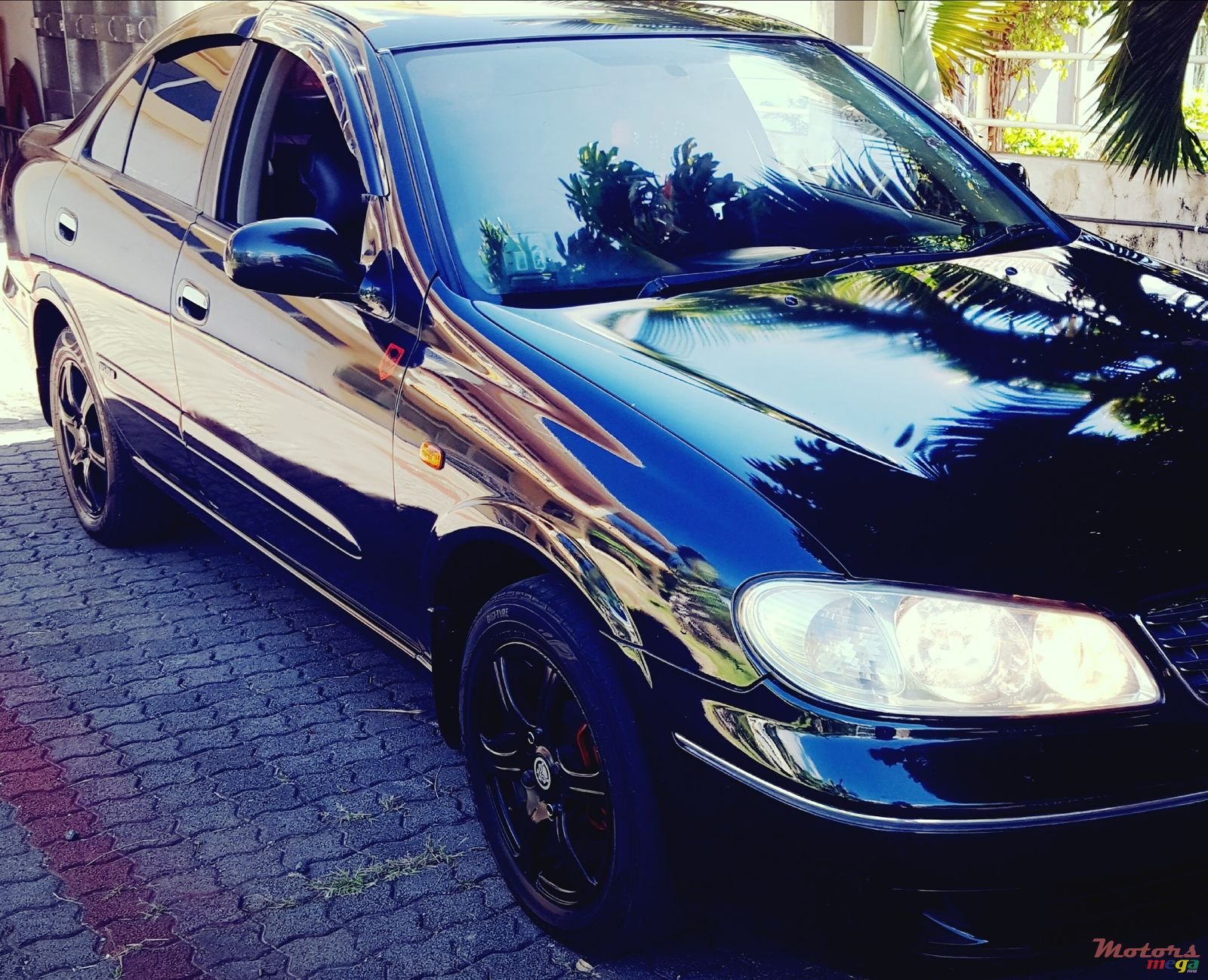 2005' Nissan Sunny photo #3