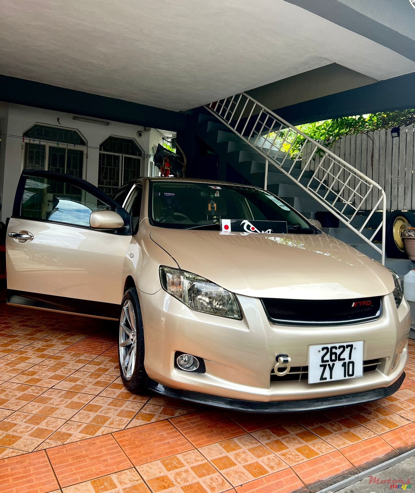 2010' Toyota Axio photo #1