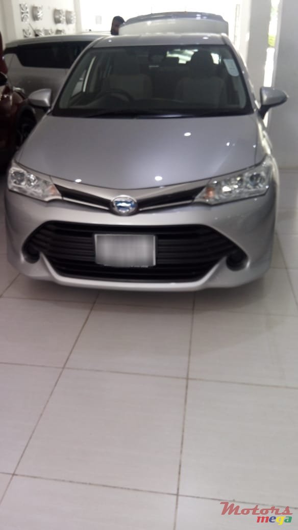 2018' Toyota Axio photo #3