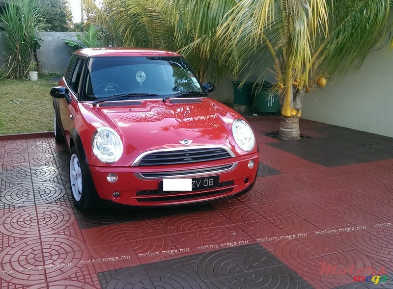 2006' MINI Cooper One photo #1