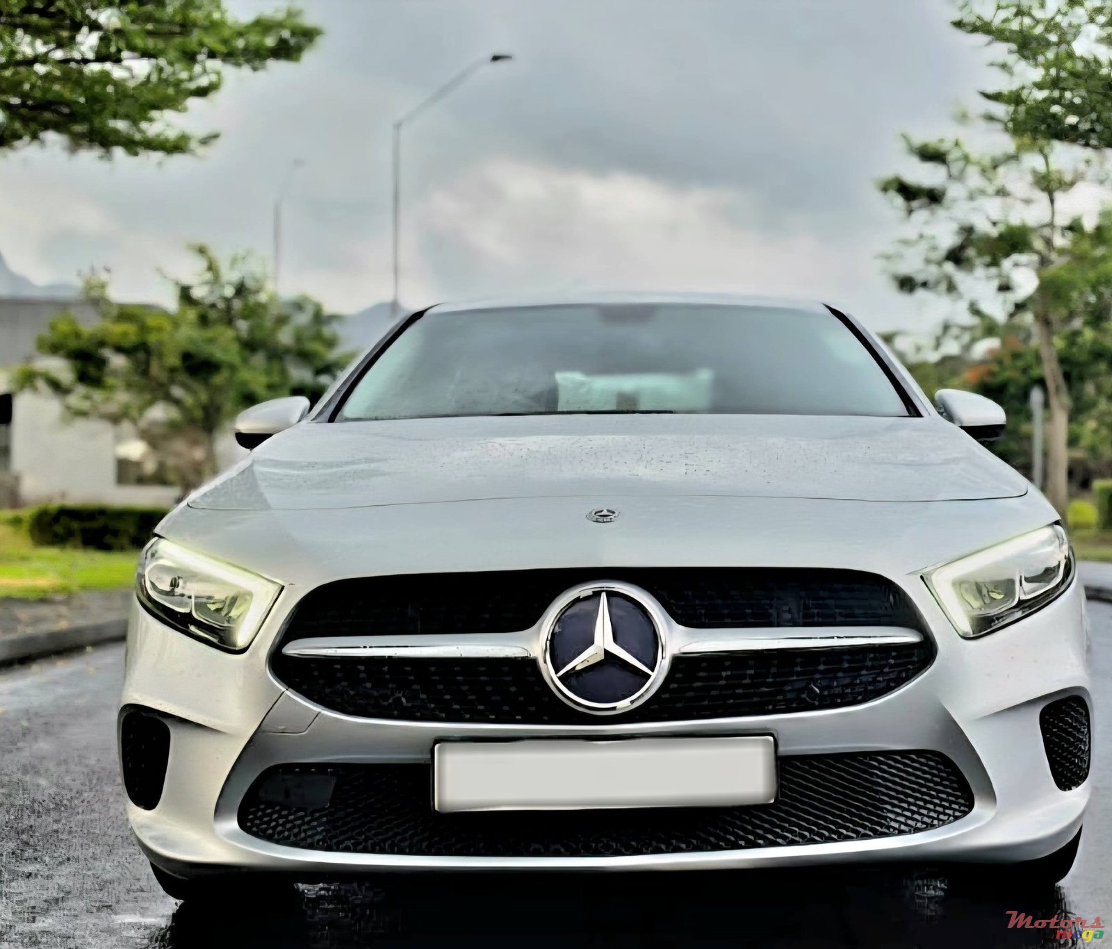 2020' Mercedes-Benz A 200 photo #2