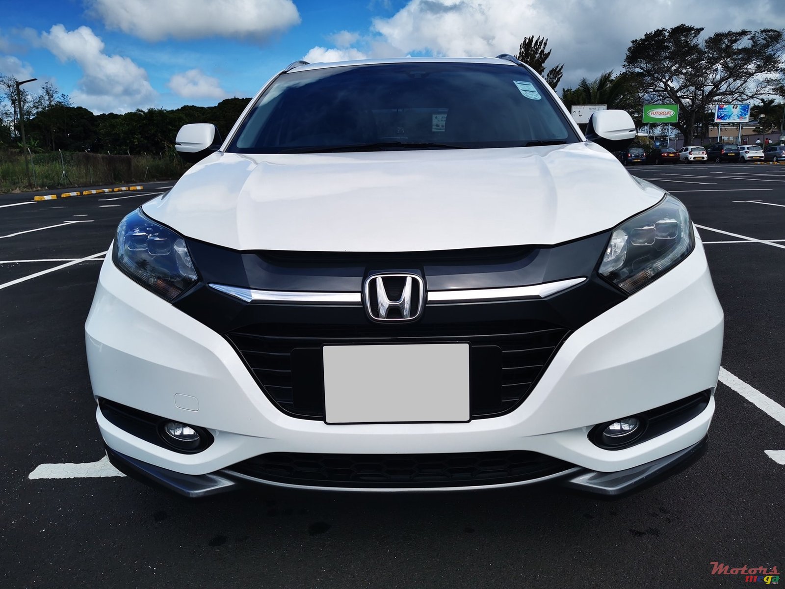 2016' Honda Vezel photo #1