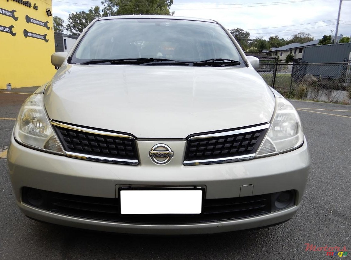 2007' Nissan photo #2