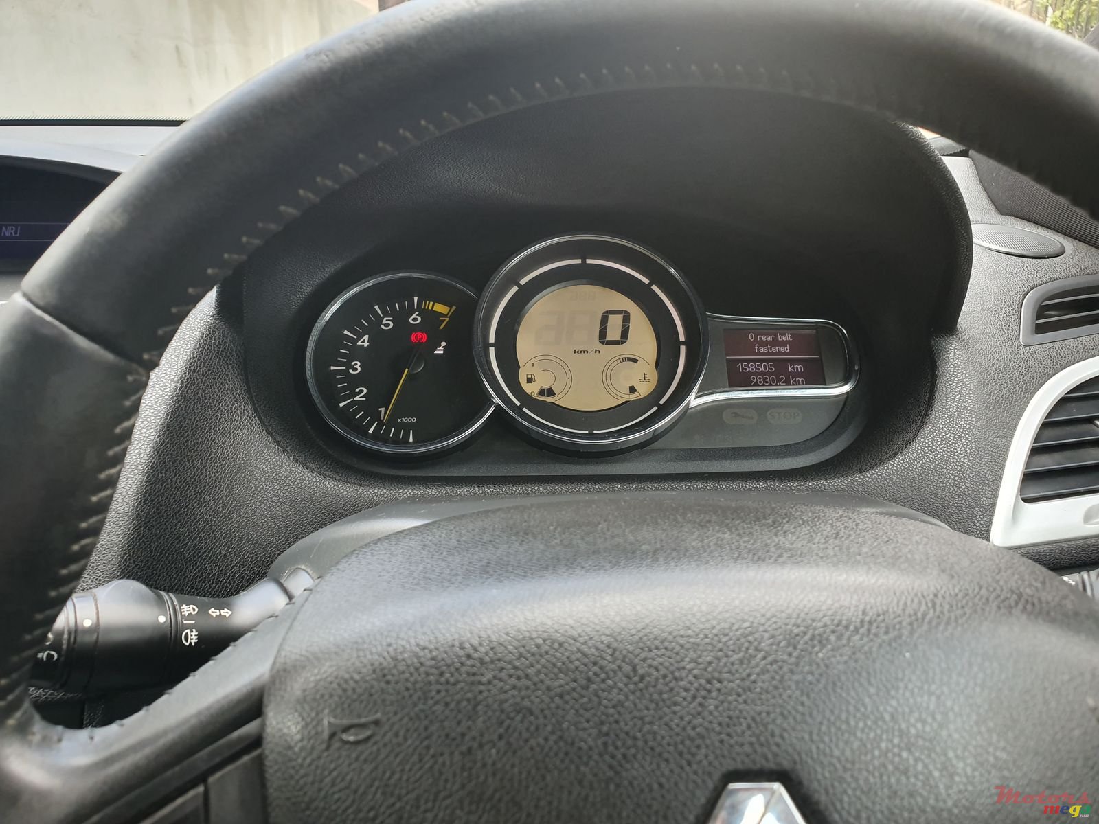 2010' Renault Megane photo #4