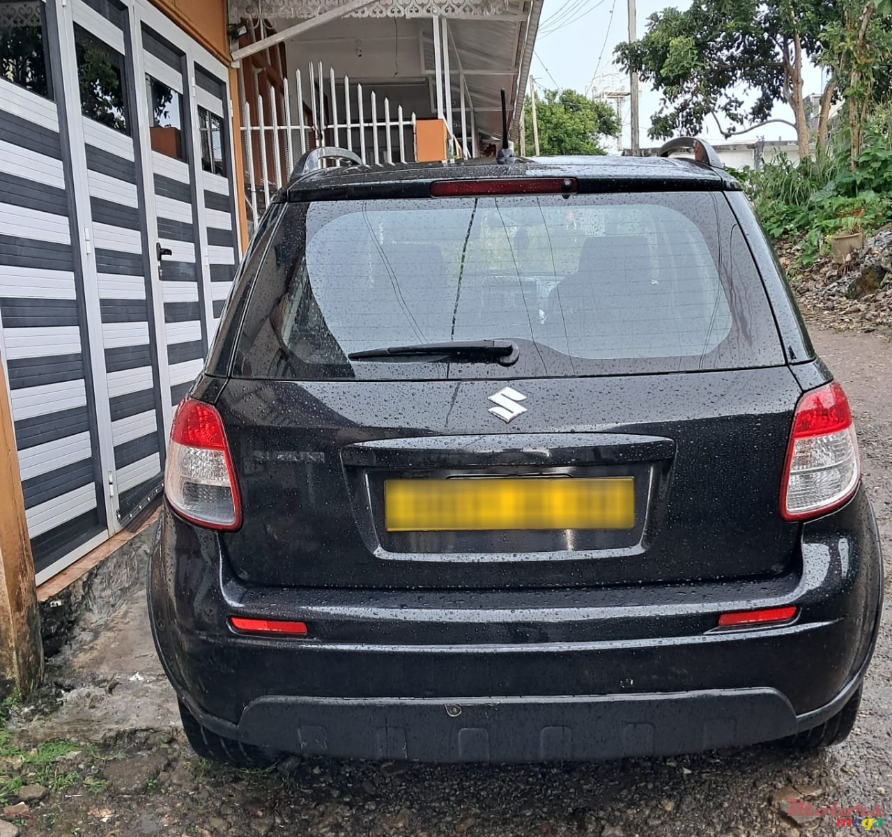 2009' Suzuki SX4 S-Cross photo #3