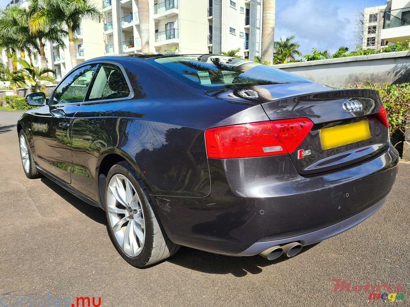 2013' Audi A5 Coupé 1.8 TFSI photo #2