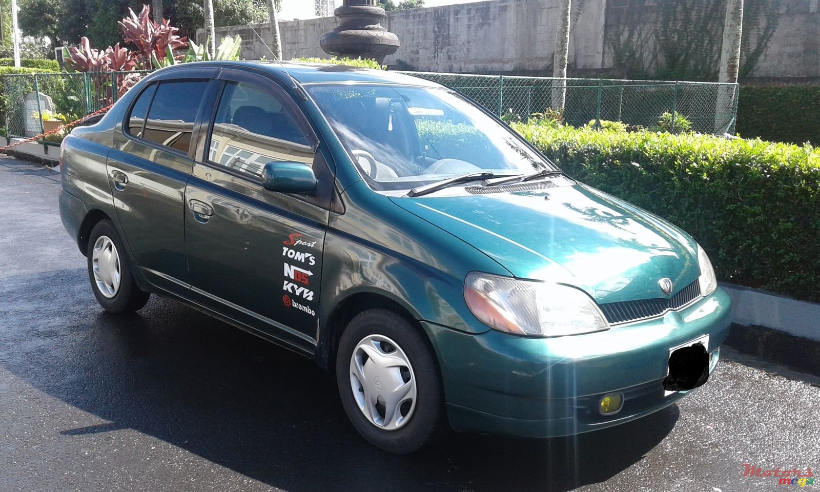 2001' Toyota photo #1