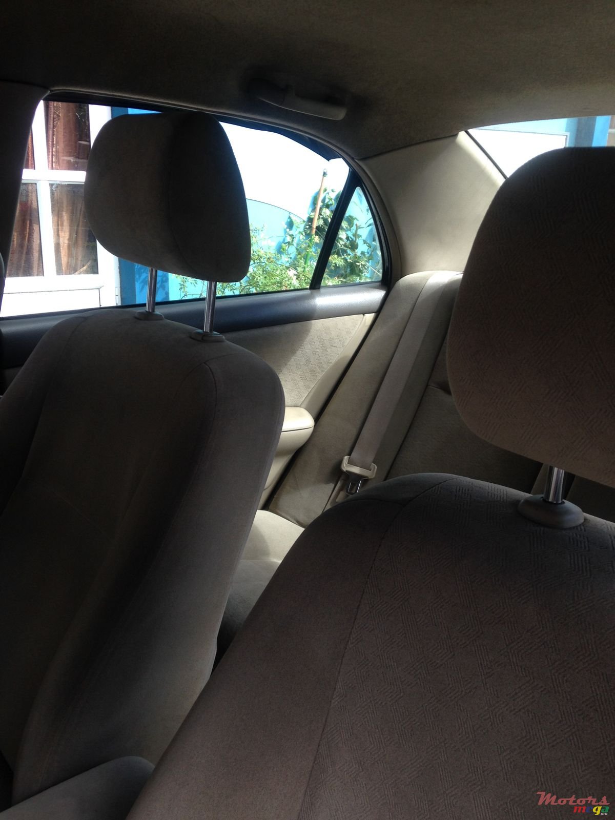 2003' Toyota Corolla photo #2