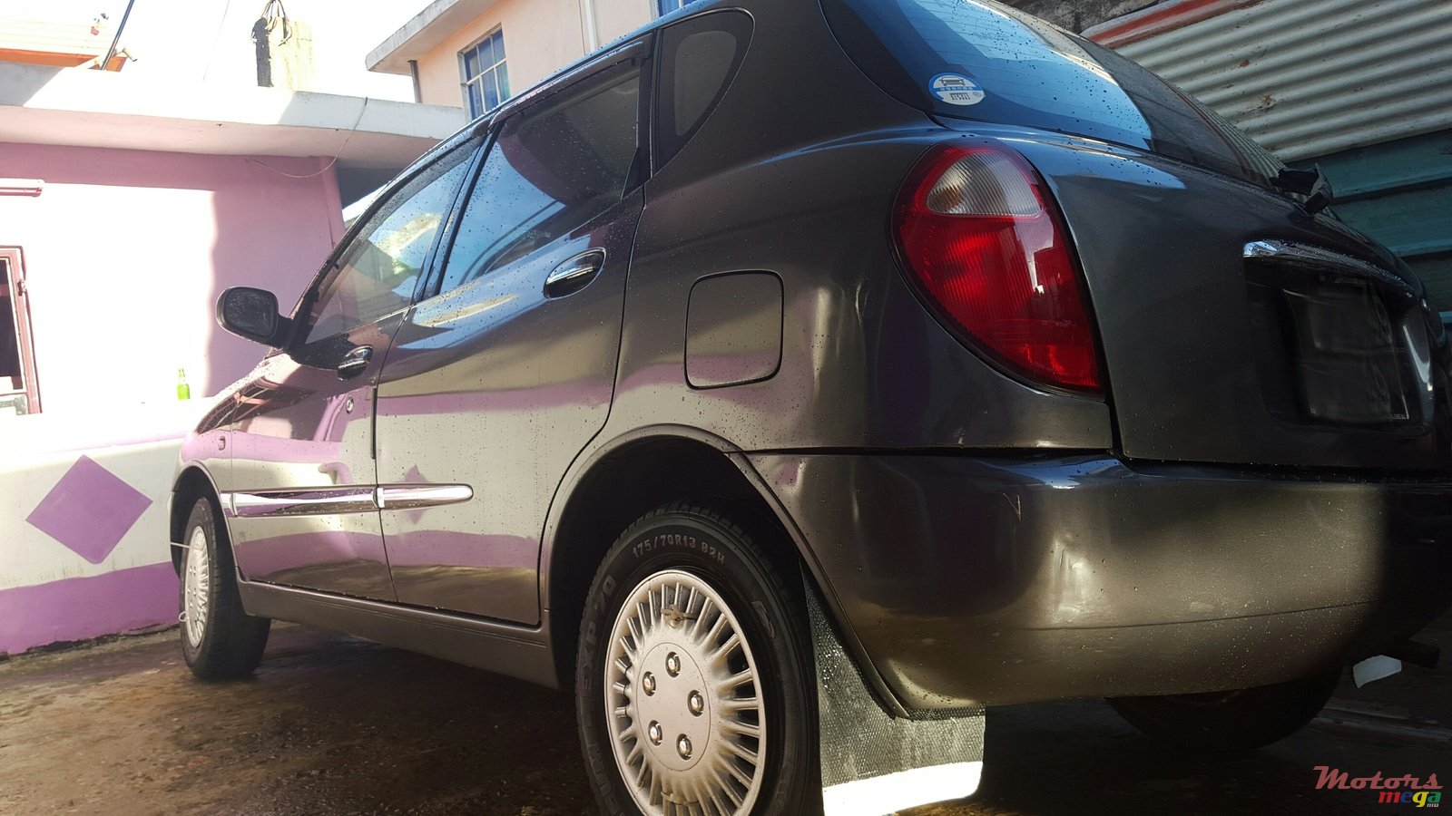 1999' Toyota photo #1