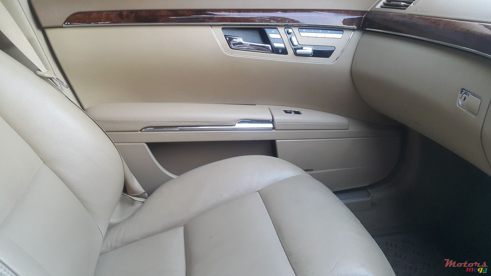 2009' Mercedes-Benz S 350 photo #4