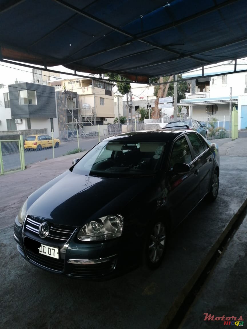 2007' Volkswagen Jetta photo #1