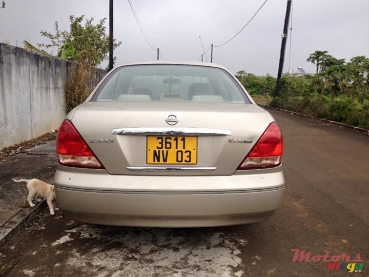 2003' Nissan Sunny photo #3