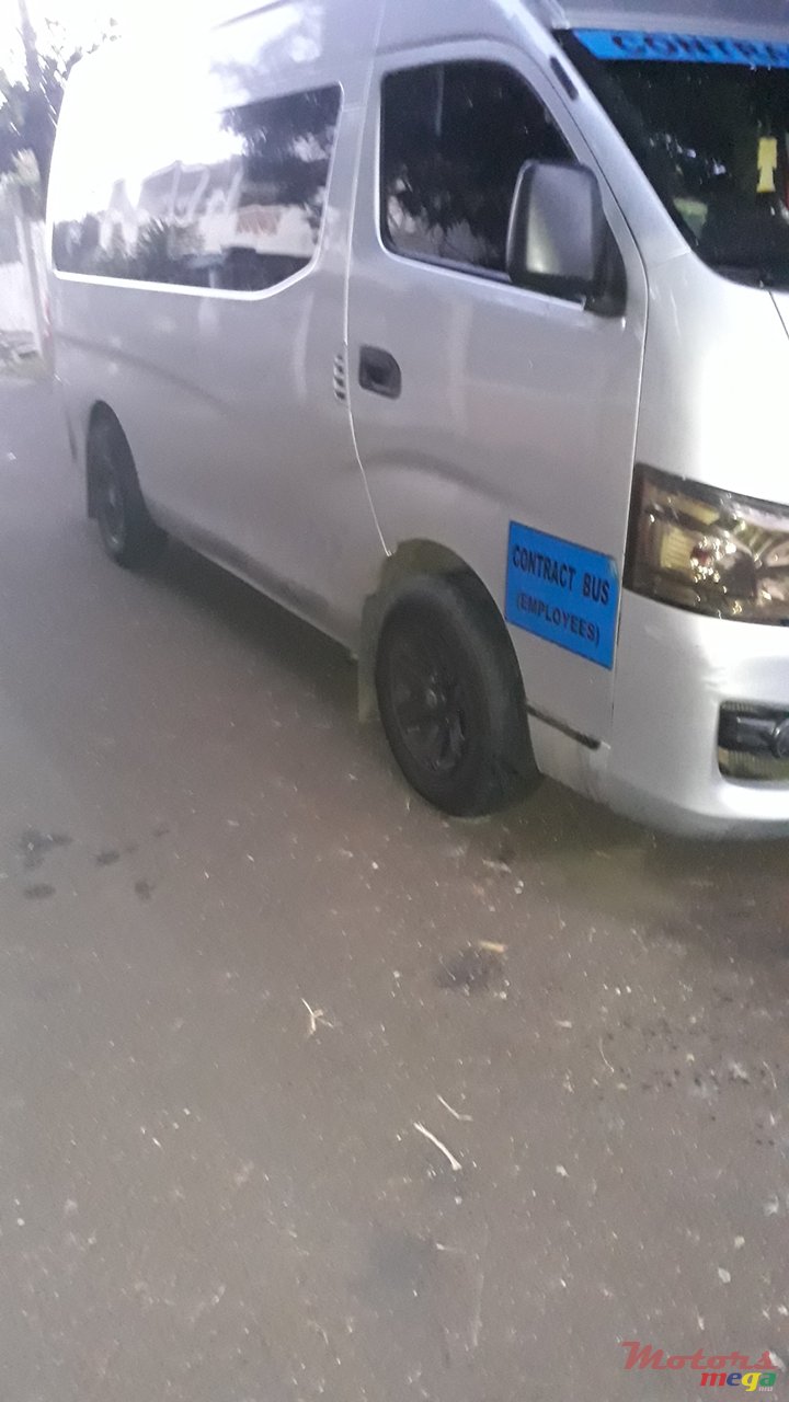 2013' Nissan Urvan photo #3