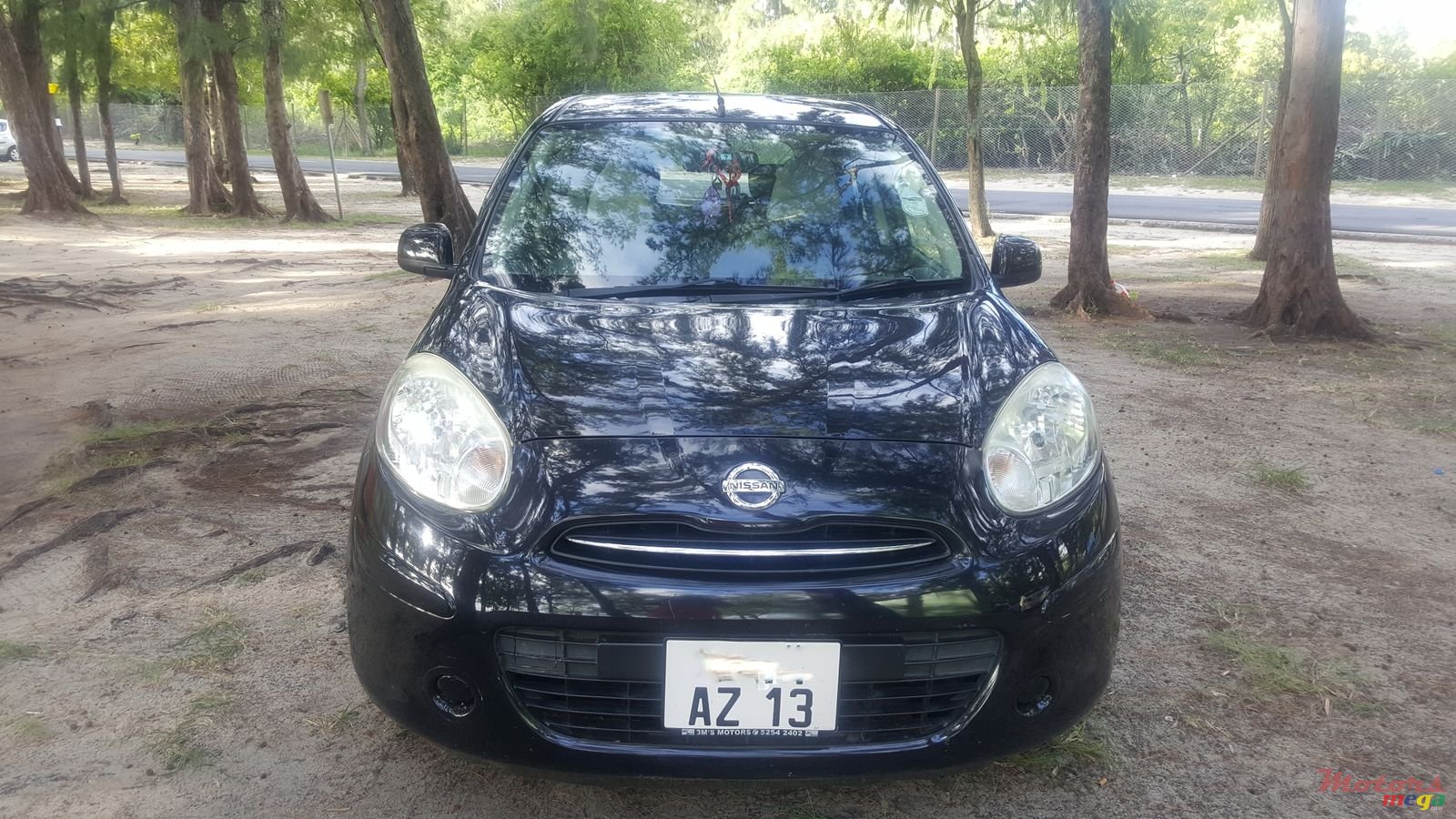 2013' Nissan March photo #1