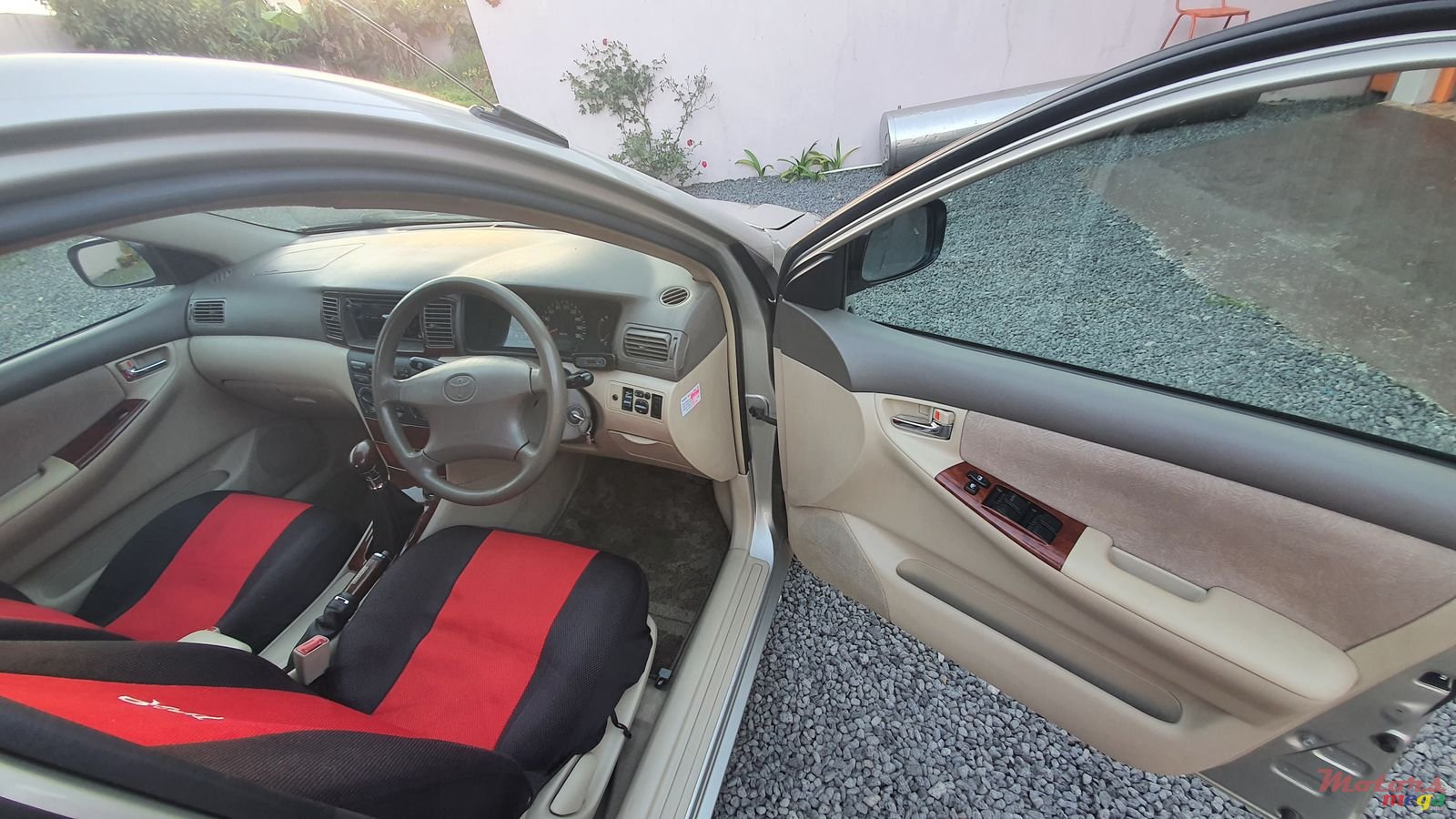 2002' Toyota Corolla photo #4