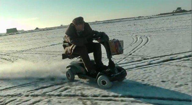 113 km/h Mobility Scooter on Ice is One Hot Little Rascal