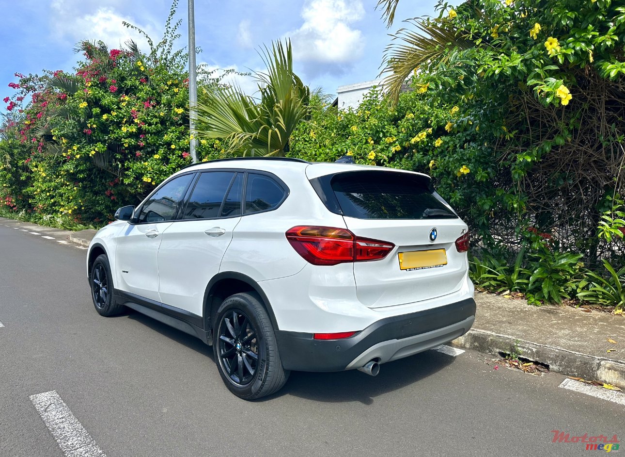 2017' BMW X1 photo #2