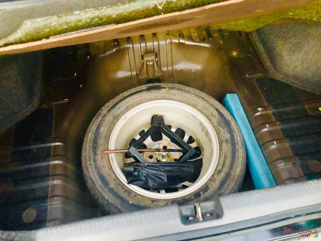 2005' Mitsubishi Lancer photo #4