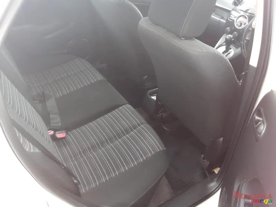 2008' Mazda Demio 1.3L AUTOMATIC photo #5