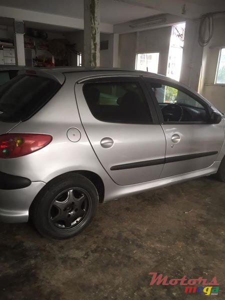 2004' Peugeot 206 photo #1