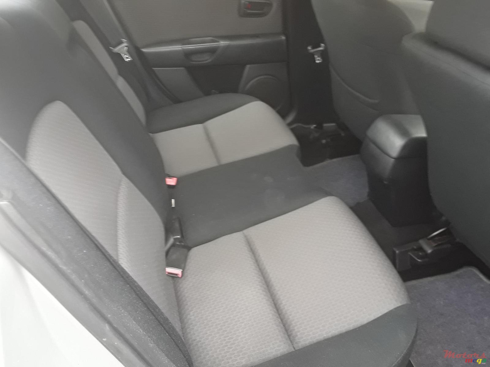 2006' Mazda Axela photo #4